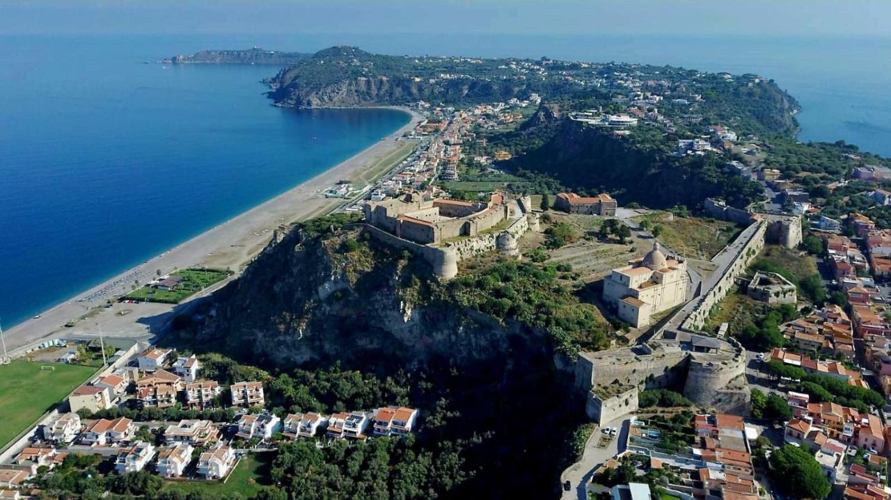 Al Castello B&B Milazzo Bagian luar foto