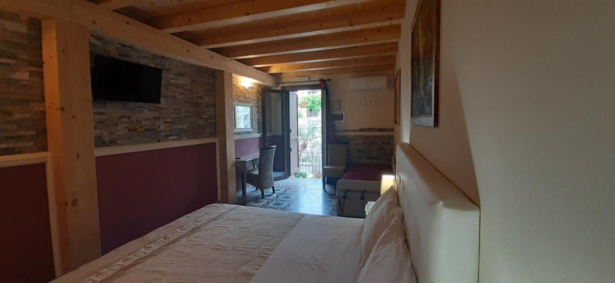Al Castello B&B Milazzo Ruang foto