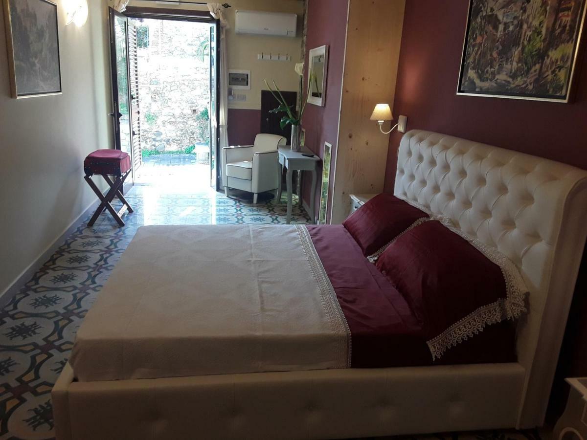 Al Castello B&B Milazzo Bagian luar foto