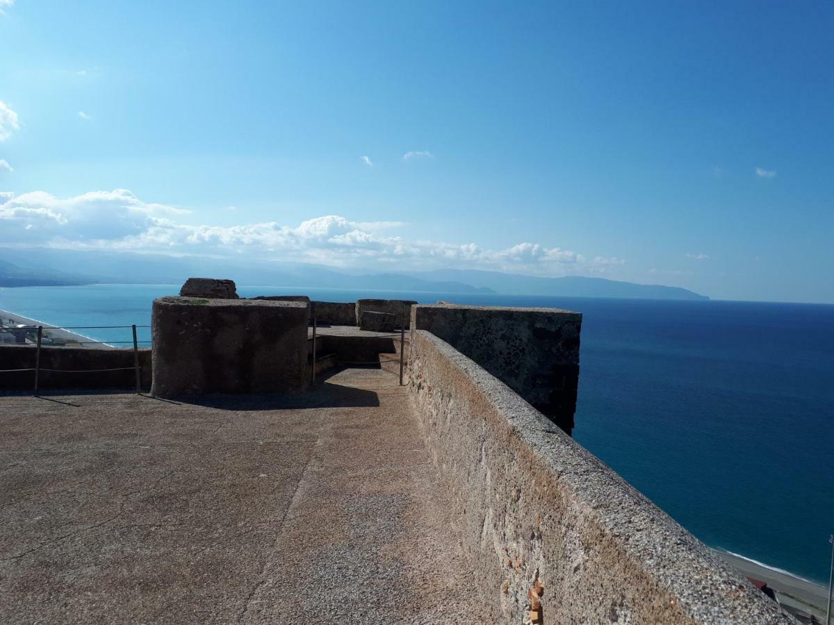 Al Castello B&B Milazzo Bagian luar foto