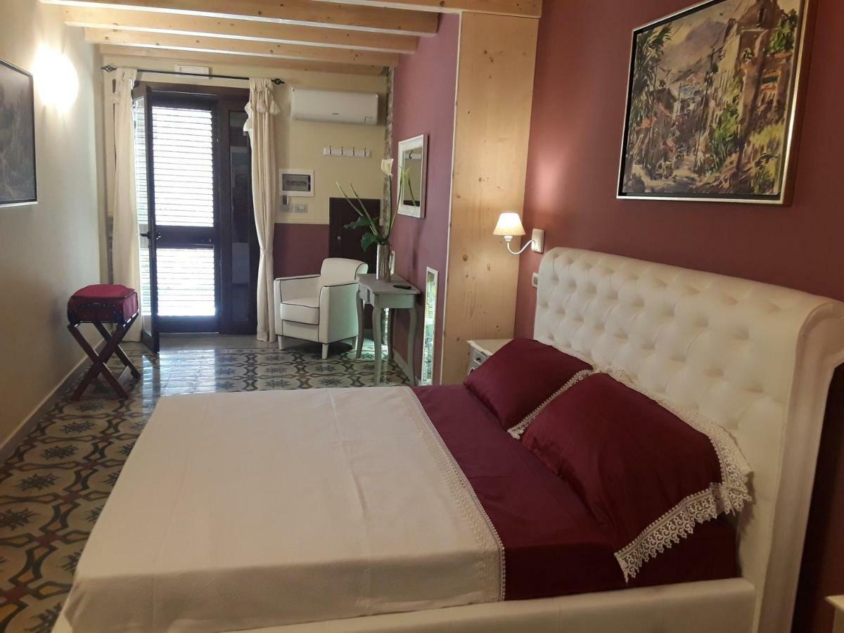 Al Castello B&B Milazzo Bagian luar foto