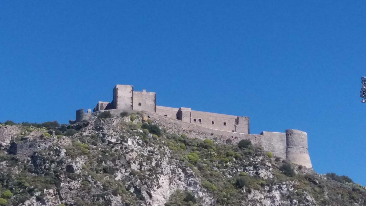Al Castello B&B Milazzo Bagian luar foto