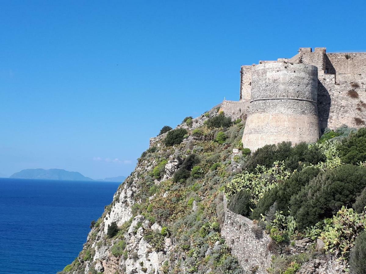 Al Castello B&B Milazzo Bagian luar foto